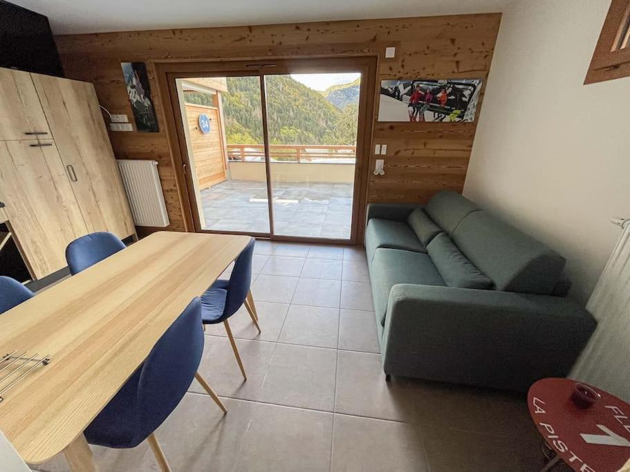 Dans Residence Neuve Le Snow Roc Sur Les Pistes, Grand Studio Cosy 5 Pers Avec Terrasse Panoramique, Sauna, Wifi Saint-Jean-d'Aulps Exterior photo
